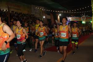 BIB: 1100, 201
                            <button type="button" onclick="openModal(9884227)" class="btn btn-primary btn-sm float-right btn-popup" data-toggle="modal" data-target=".modal-high-quality">
                        <i class="fas fa-shopping-cart"></i> Add to Cart
                    </button>
                                            <button type="button" onclick="isThisMe(9884227, true)" class="btn btn-success btn-sm float-right btn-popup btn-isme hidden" data-toggle="tooltip" data-placement="bottom" title="นี่คือรูปของคุณใช่ไหม คลิกที่นี่เพื่อเอาเข้าอัลบั้ม">
                        <i class="fas fa-plus"></i> Add to album
                    </button>
                    <button type="button" onclick="isThisMe(9884227, false)" class="btn btn-warning btn-sm float-right btn-popup btn-isnotme hidden">
                        <i class="fas fa-ban"></i> Remove from album
                    </button>
